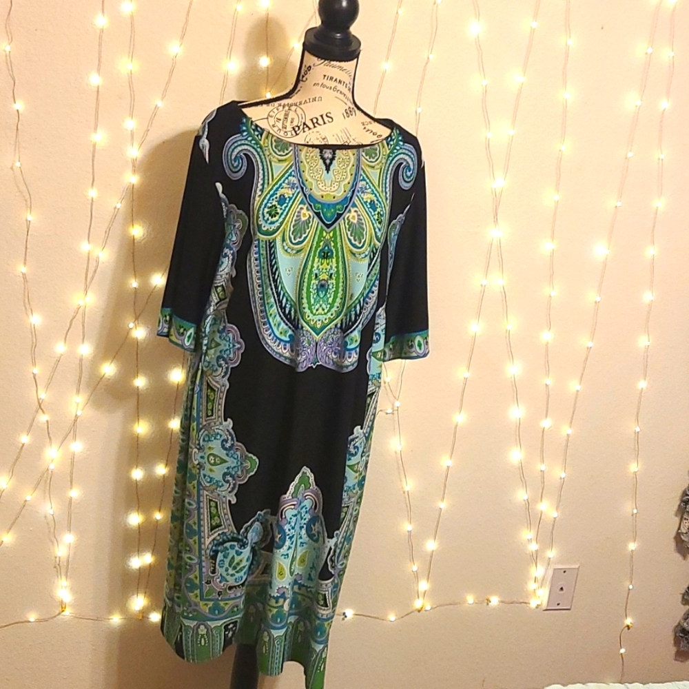 Sandra Darren size 20 bohemian short sleeve black dress